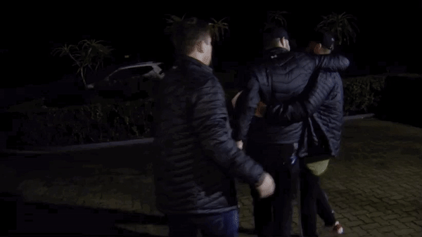 Cory bodyslam Tony The Challenge