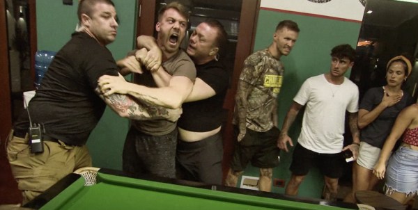 Paulie fight war of the worlds