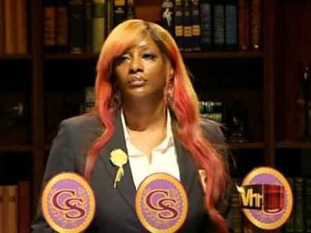 Saaphyri Windsor Charm School